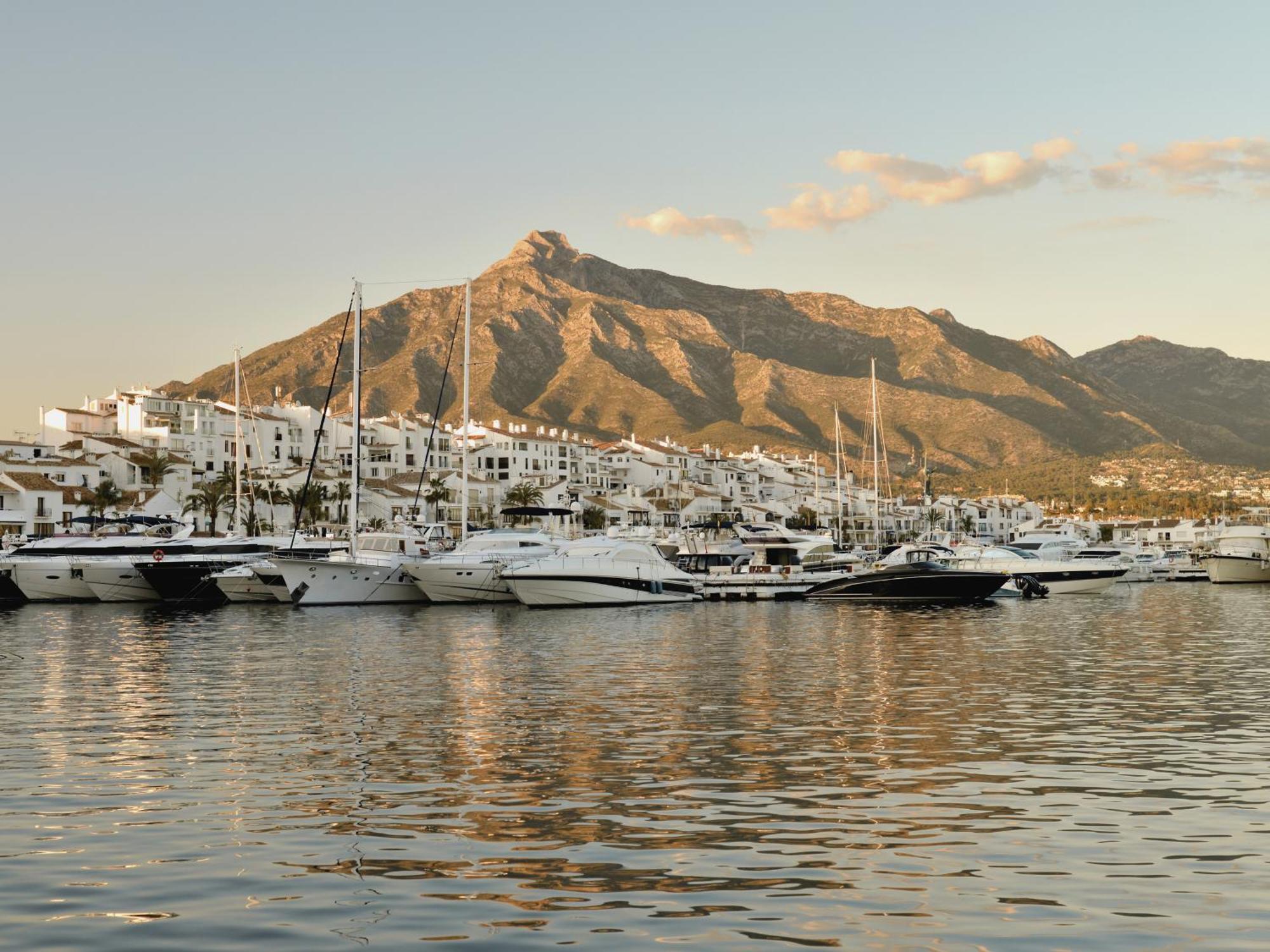 Vacation Marbella I Brand New Terrazas De Banus Apt, 24-7 Security, A Minute From The Marina, The Sea And Luxury Shopping Esterno foto