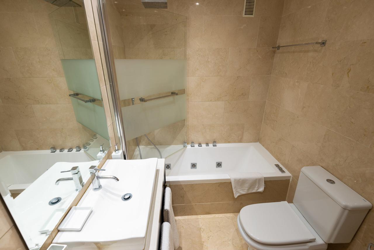 Vacation Marbella I Brand New Terrazas De Banus Apt, 24-7 Security, A Minute From The Marina, The Sea And Luxury Shopping Esterno foto